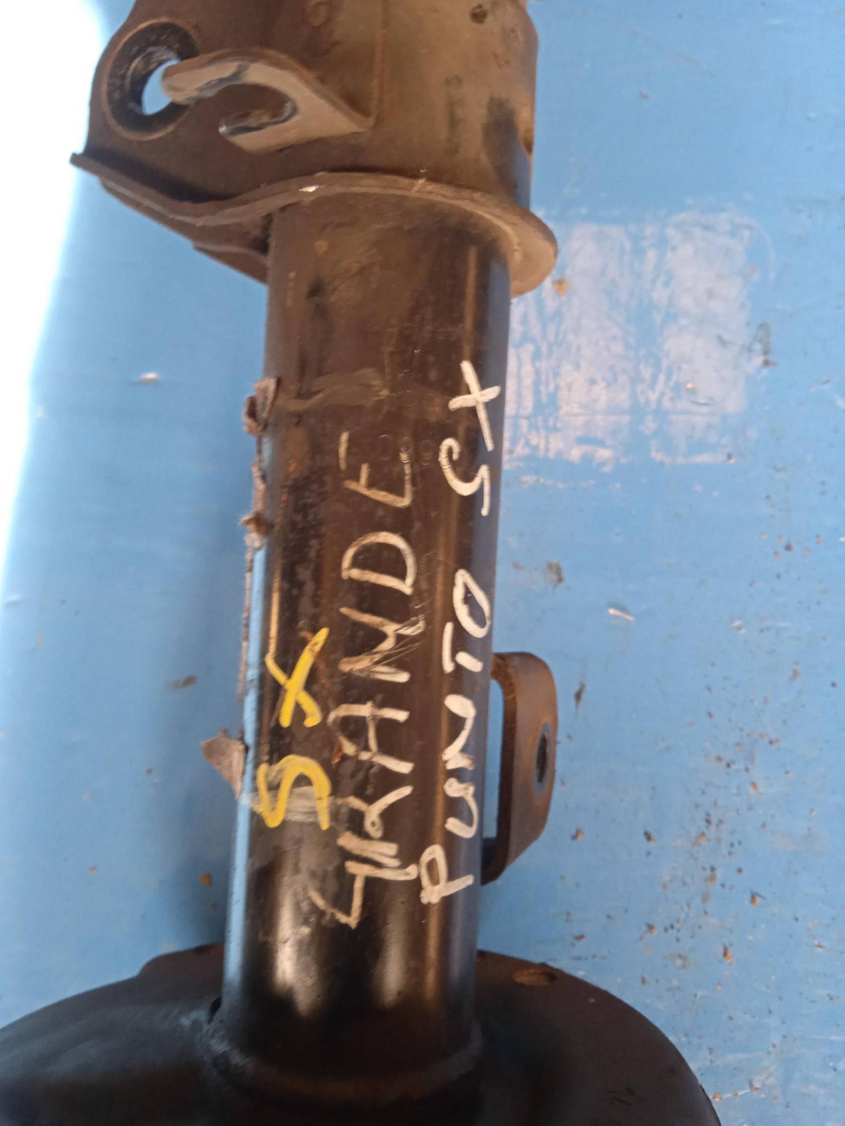 Ammortizzatore ant. sx.